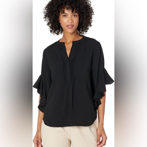 Vince Camuto Black Flutter Sleeve Blouse - Picture 1 of 5
